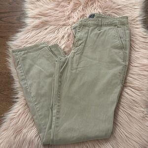 Abercrombie Khaki Pants, 28